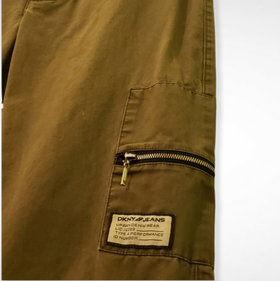 VIntage 90's DKNY Zipper-Pocket Khaki Cargo Pants -Size 4 - Picture 6 of 9